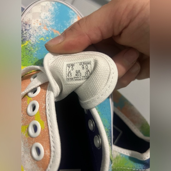 New with Tags Paint Splatter Vans - Picture 3 of 3